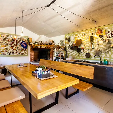 House Licul, 3-bedroom House With Pool And Garden Near Labin, Istrien Labin (Istria)