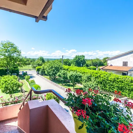 House Licul, 3-bedroom House With Pool And Garden Near Labin, Istrien *
